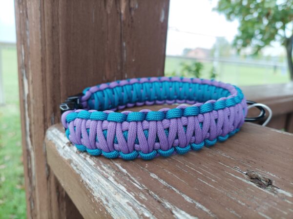 Dögös "Duplakobra" Paracord Nyakörv