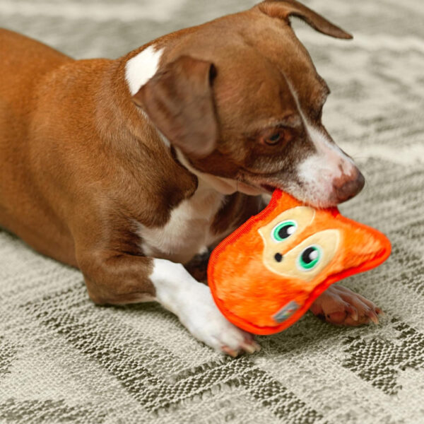 Outward Hound Invincibles Mini Plüss Róka - Image 6